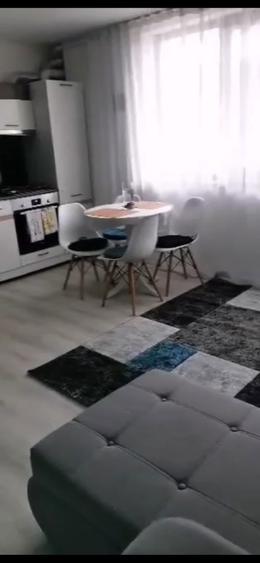 Apartament de vanzare - 4