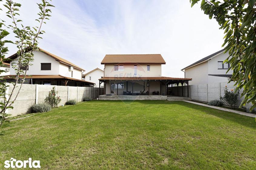 Casa de inchiriat in cartierul Athena, zona 6 Vanatori - 11