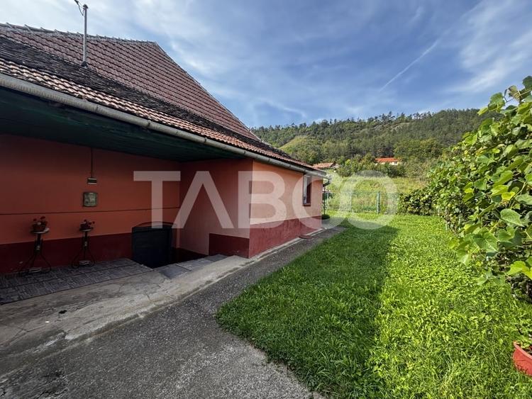 Casa saseasca de vanzare + bonus doua terenuri Seica Mare Sibiu - 3