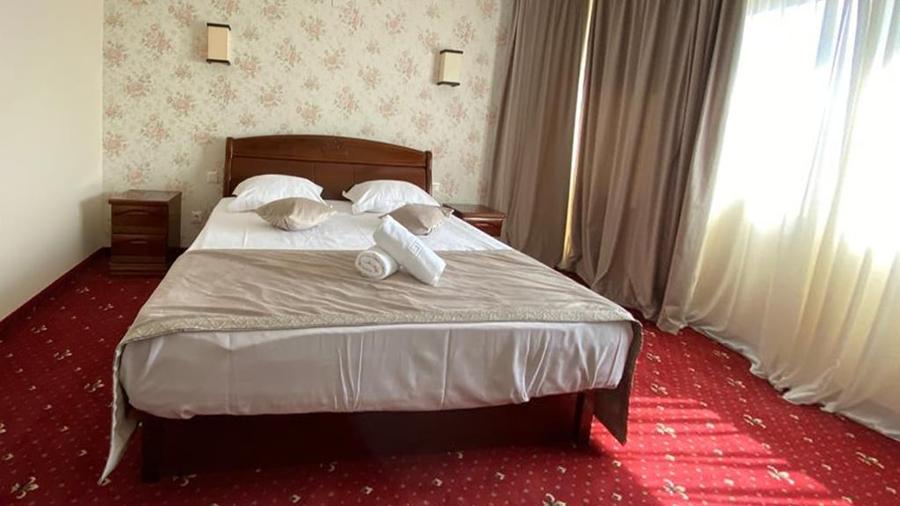 PENSIUNE DE ÎNCHIRIAT SAU DE VÂNZARE – AFACERE FUNCȚIONALĂ LA CHEIE - 5