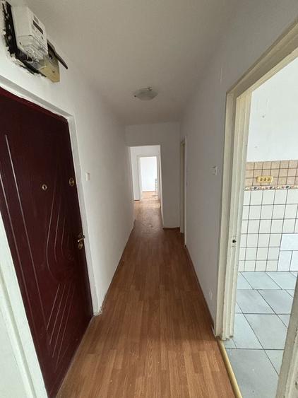 Apartament 3 camere, 74 mp, decomandat, Aurel Vlaicu (Lebada), Arad - 2