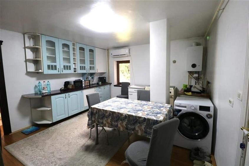 Apartament 2 camere , centrala proprie , zona Lunei - 6