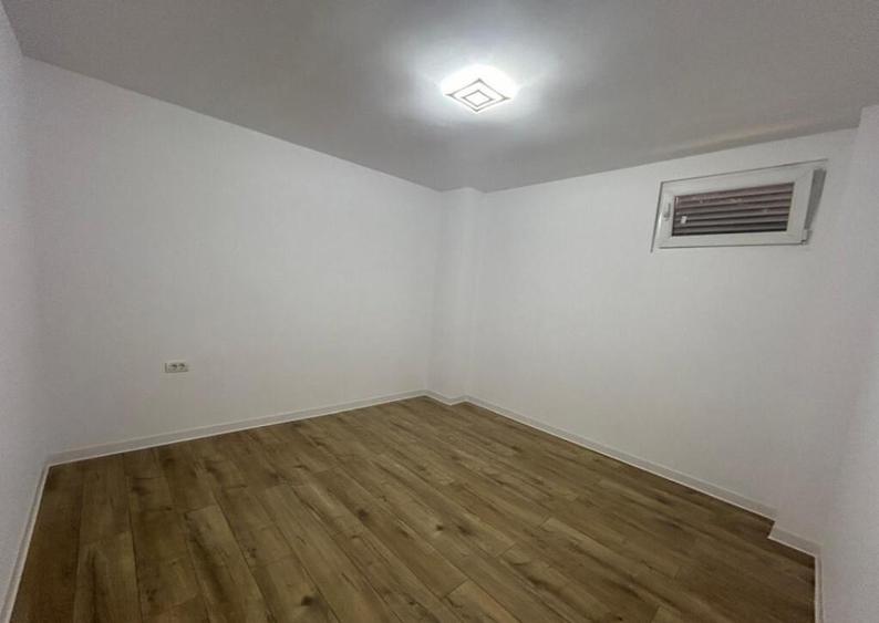 - Imobil 95mp zona Minerva, pretabil investitie, renovat 202 - 2