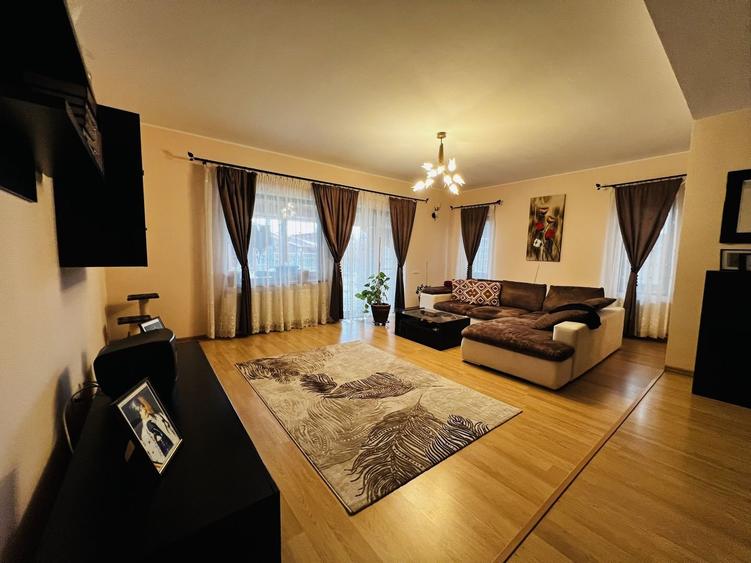 Casa in zona Centrala I 160 mp utili I Dumbravita - 1