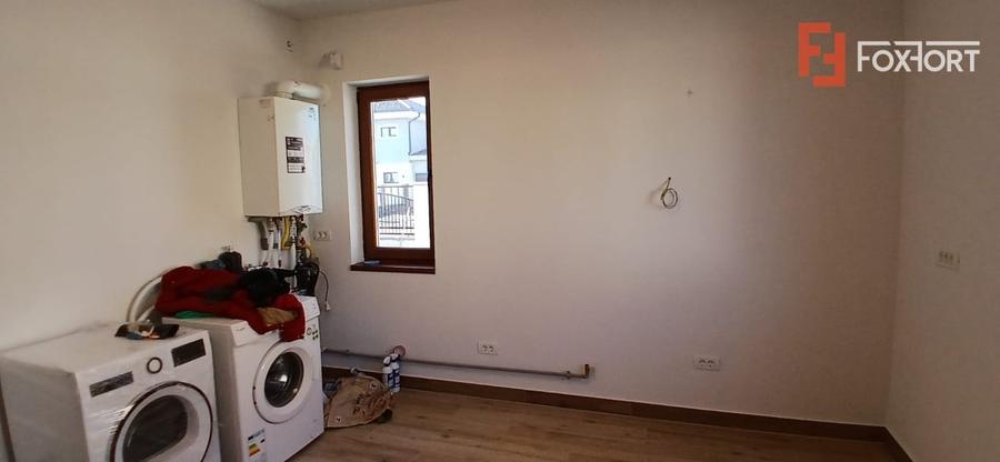 Duplex cu 5 camere si teren de 300 mp in Dumbravita la cheie - 9