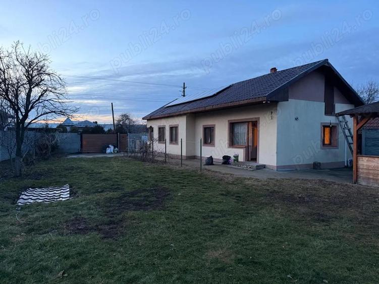 Casa + Teren Brebeni - 8000 metri patrati - 10 minute de Slatina - 10