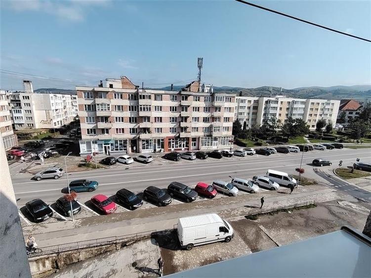 Apartament cu 3 camere (Gheorgheni Cart. Florilor, bl. 13) - 15