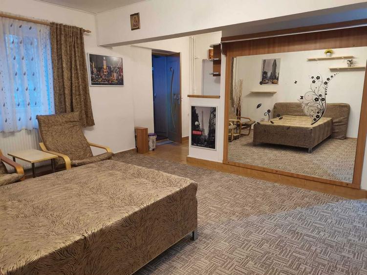 Inchiriez garsoniera in Ploiesti zona Malu Rosu - 1