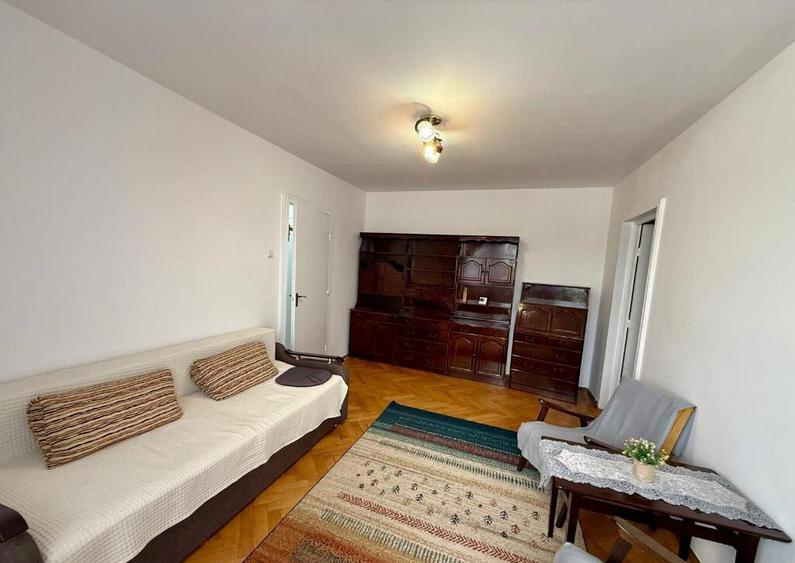 Apartament 3 camere complet renovat Zona Dacia etaj 3 - 3