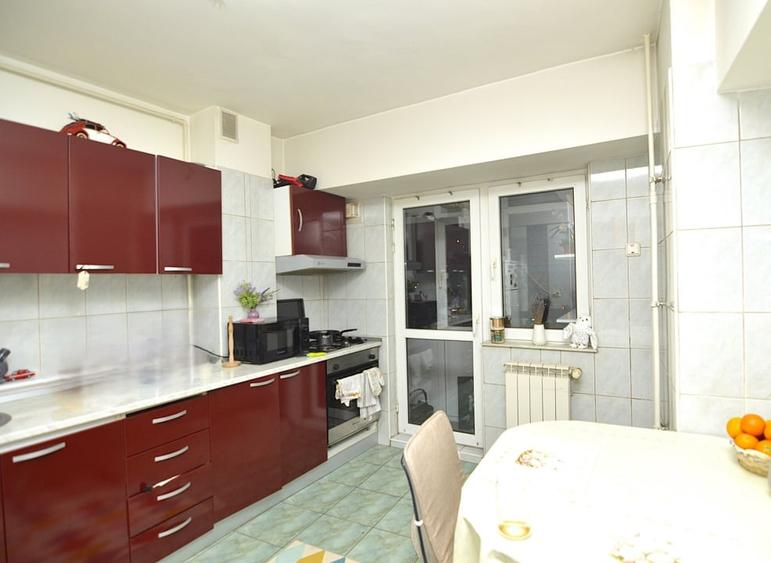 VANZARE GARSONIERA UNIRII – NERVA TRAIAN - BLOC LOTTO - 13