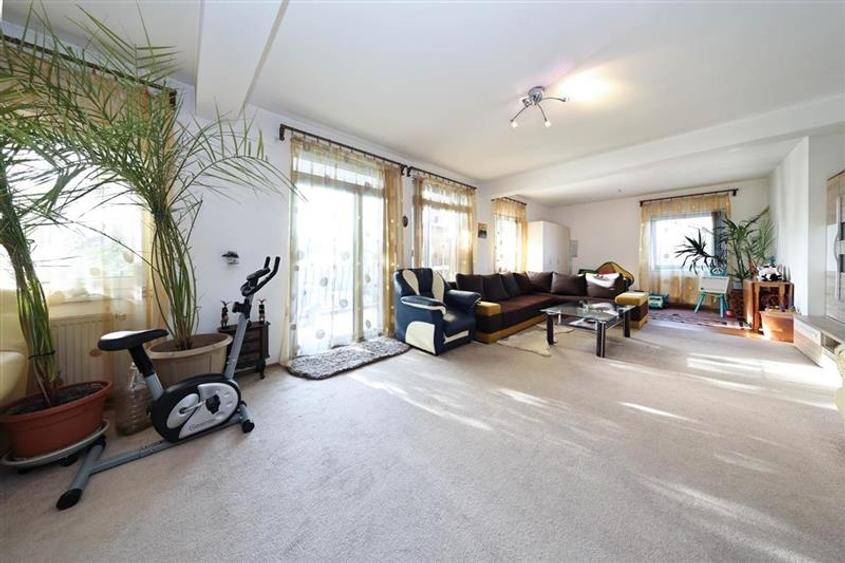 Vanzare Casa zona Tractorul, teren aferent 700 mp - 28