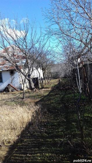 Vind ca?a la curte 3 camere,construita in anul2000 - 9