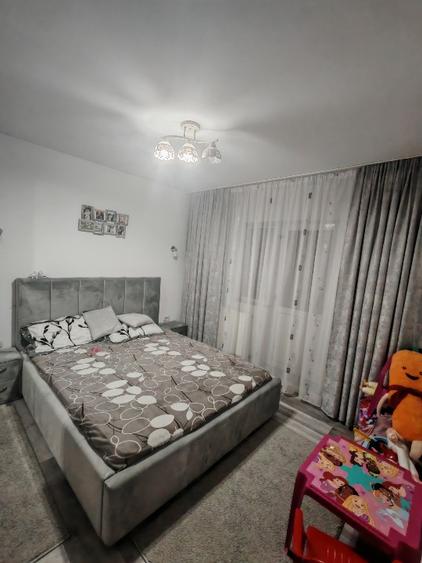 Vând apartament cu 2 camere zona nord doctor hacman  - 4