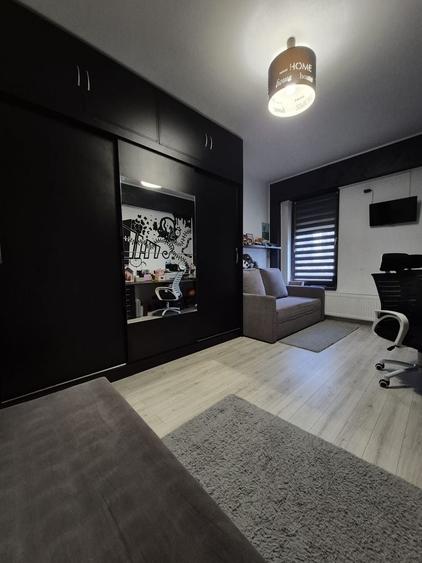 Tomis nord Euromaterna-apartament 3 camere finisat modern - 14