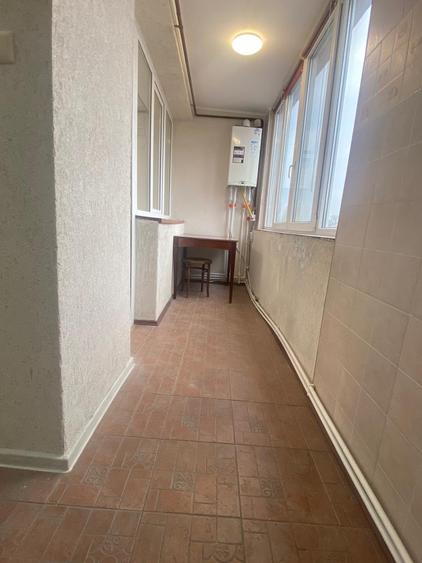 VAND APARTAMENT CU 2 CAMERE TGLINA 2 ZONA RENO - 5