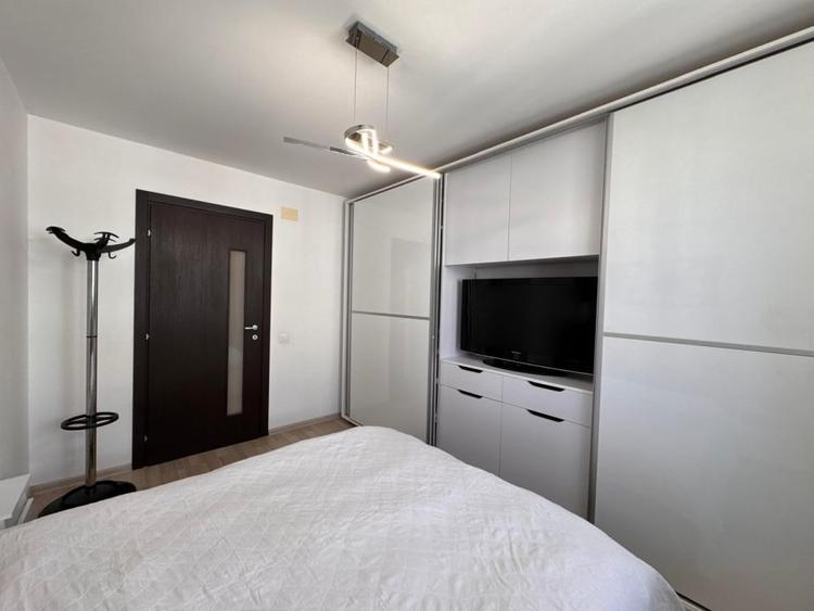 Urban Residence Coresi, apart. elegant cu doua camere, terasa si boxa - 13