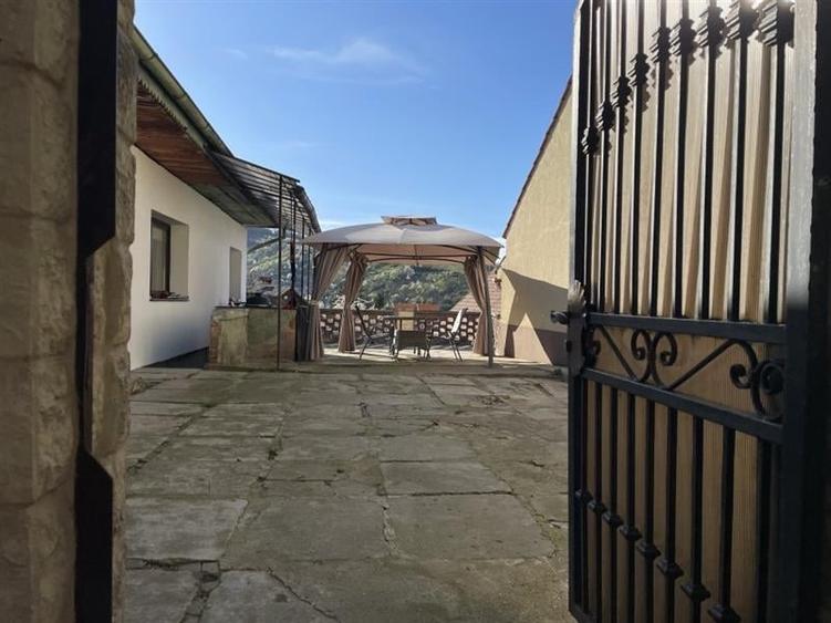 Casa insorita, Schei, Brasov - 4