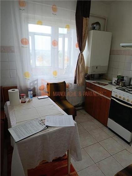 Apartament 3 camere confort 1 decomandat zona Brosteni - 8