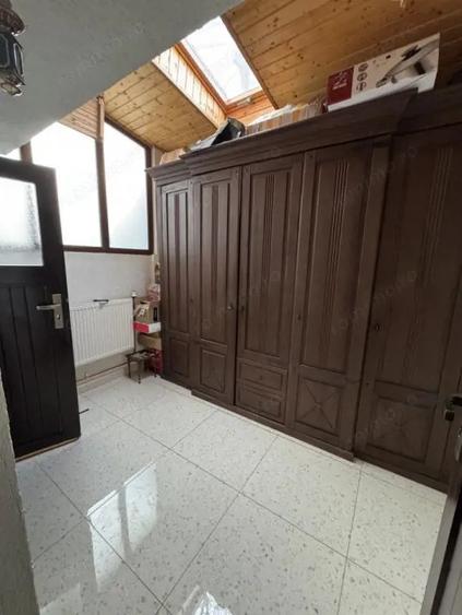 Vila tip duplex, zona Democratiei - 27