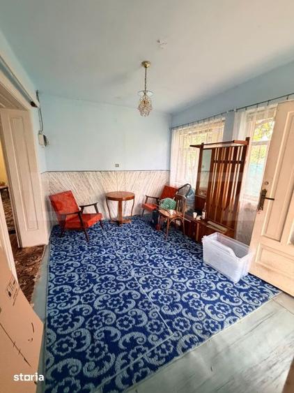 Casă cu 5 camere cu Teren 1030 Mp în Central