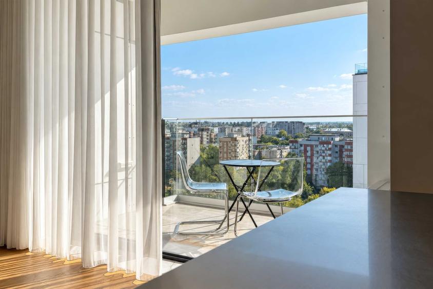Apartament cu 3 camere decomandat în Cotroceni