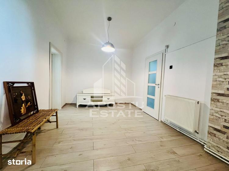 Spațiu comercial, de 120 mp, în Girocului