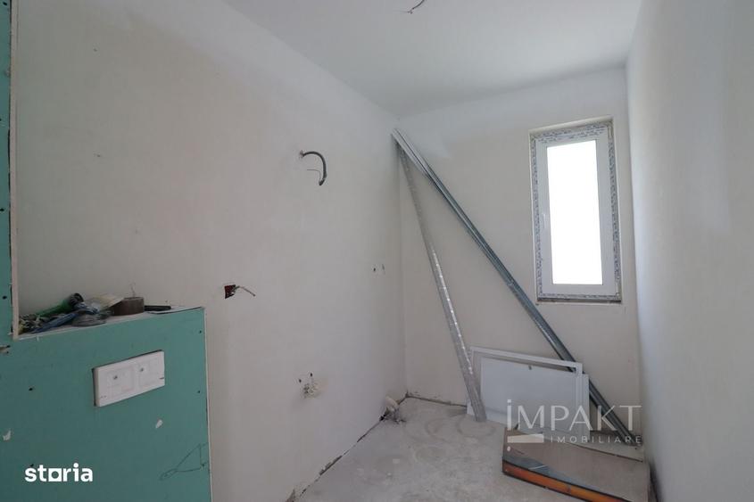 Casă cu 4 camere în Dezmir