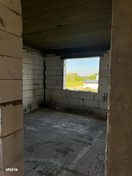 Casă cu 4 camere în Făcăi