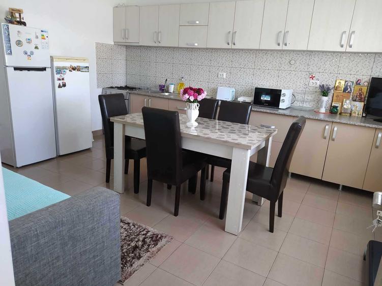 Casă cu 2 camere cu Teren 500 Mp în Limanu