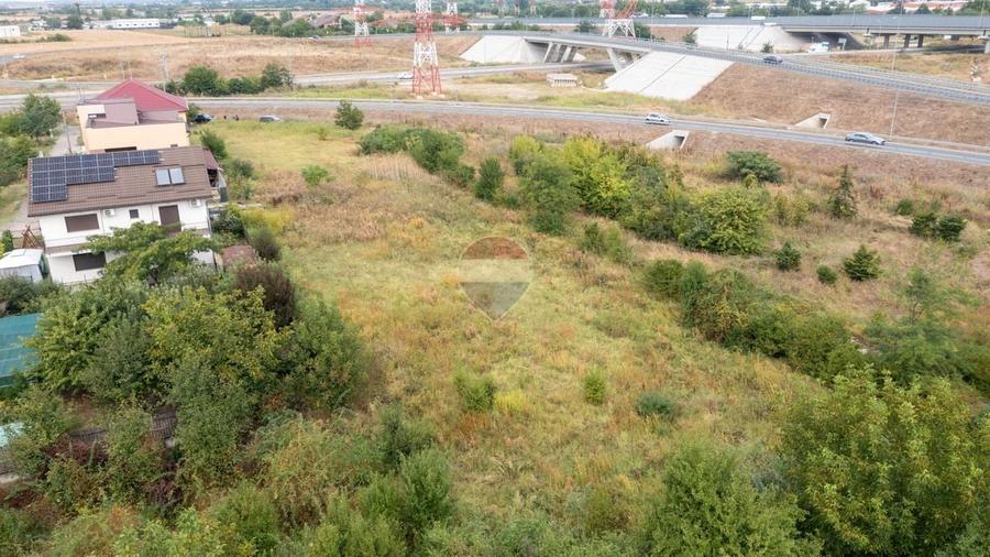Teren Construcții intravilan de 4765 mp, în Nord