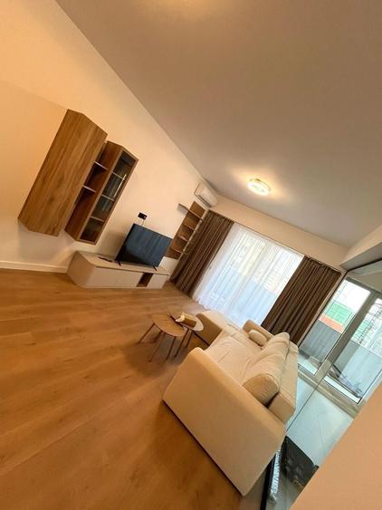 Apartament cu 2 camere decomandat, mobilat în Theodor Pallady