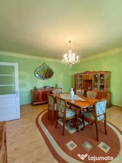 Casă cu 5 camere cu Teren 248 Mp în Turda