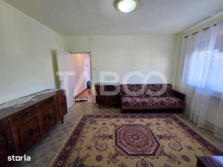 Apartament cu 2 camere nedecomandat în Mihai Viteazul
