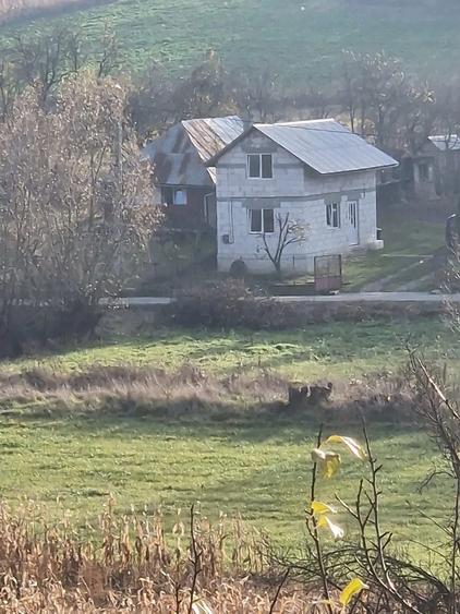 Vand teren intravilan si extravilan in Comuna Mociu , Comuna Camarasu - 1