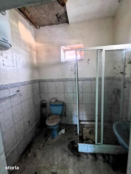 Casă cu 3 camere cu Teren 1356 Mp în Sâmbăta