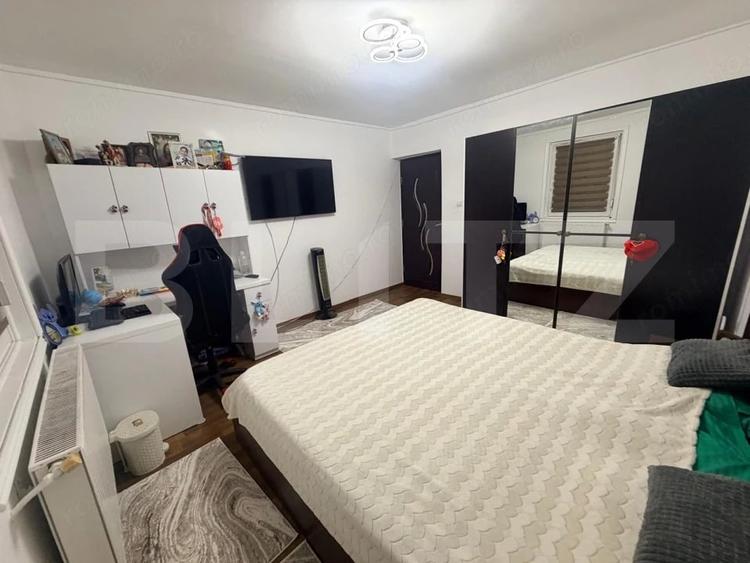 Casă cu 4 camere cu Teren 484 Mp în Popoveni
