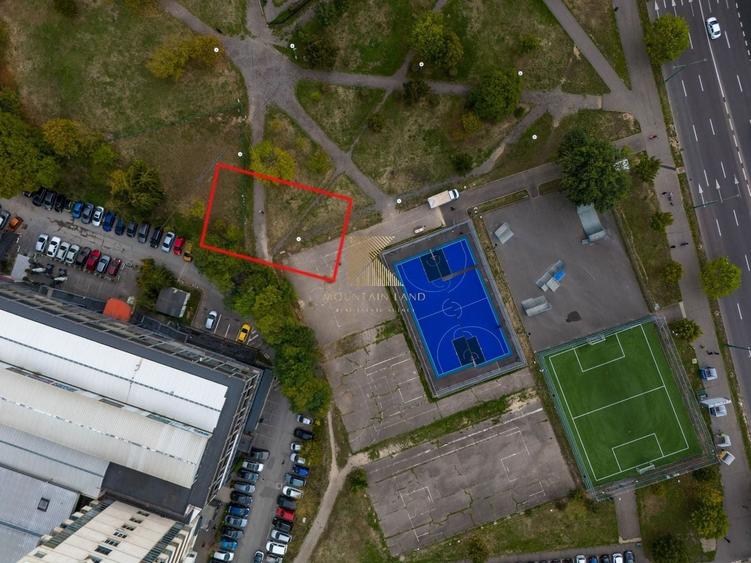 Teren Construcții intravilan de 420 mp, în Centrul Civic
