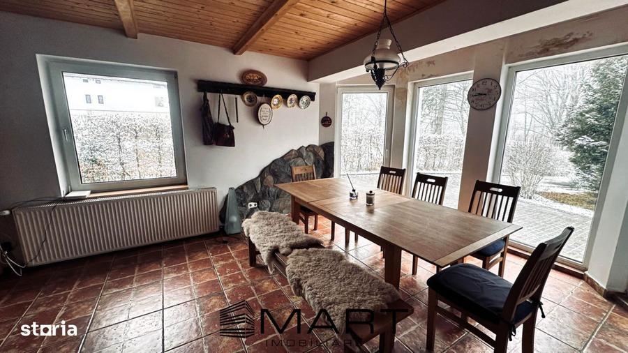 Casa de vacanta cu teren 2000mp Valea Avrigului - 9