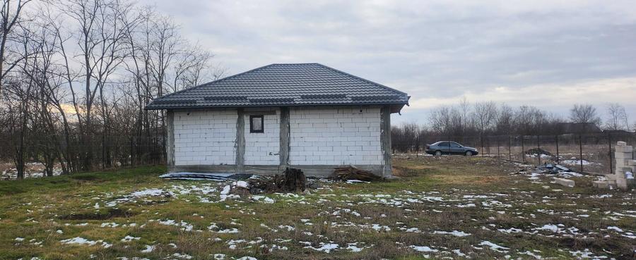 Casa de 80mp cu teren de 2000mp - 3