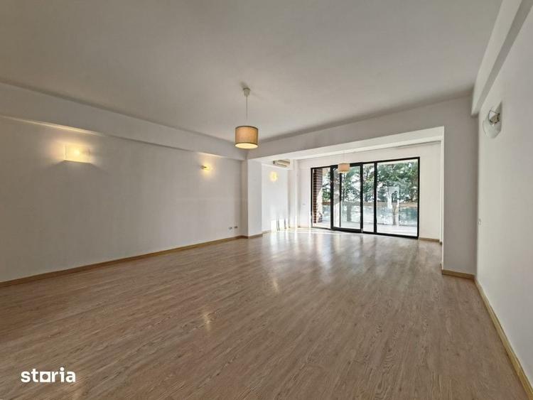 Apartament foarte spatios langa Padurea Baneasa | Spatii de depozitare - 2