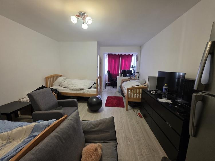 Dristor, chiar la gura de metrou, 10 minute mall Park Lake si parc IOR - 4