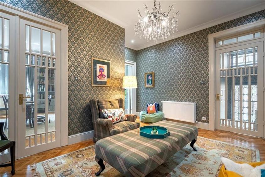 Apartament rafinat, cu personalitate, in vila, 5 camere - 4