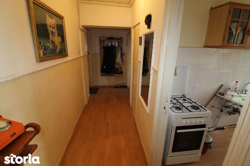 Vand apartament cu 3 camere in Calan, Central-Str.Traian, etaj 2... - 10