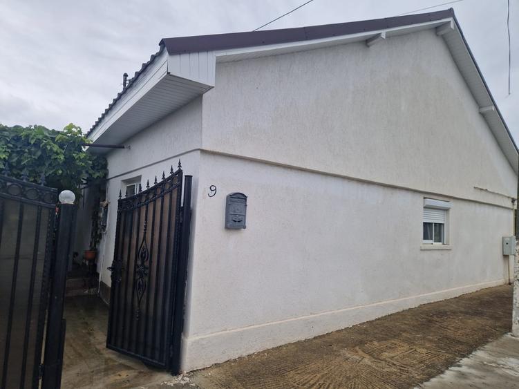 Agenție imobiliară vindem caaa la sol în Lumina - 1