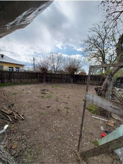 Casă batraneasca 35km de București 45,000 euro negociabil  - 8