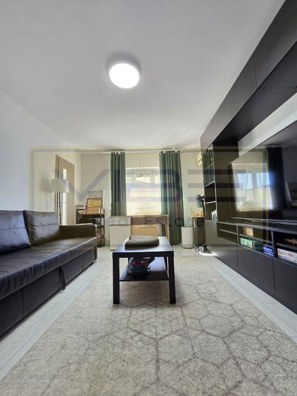 Canta- Pacurari- 3 camere decomandat+ 72mp -parcare - 1