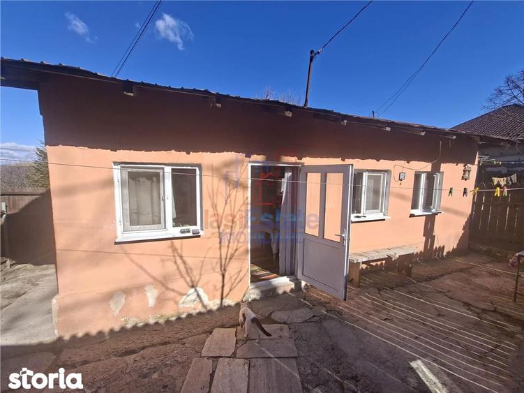 Casa + teren Copou Sararie - aproape de Bojdeuca lui Ion Creanga - 1