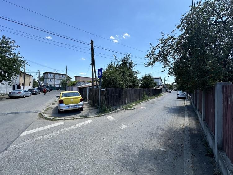 Rahova, Sos Alexandriei, Dr. Luptatorilor Antifascisti, casa batraneasca - 6