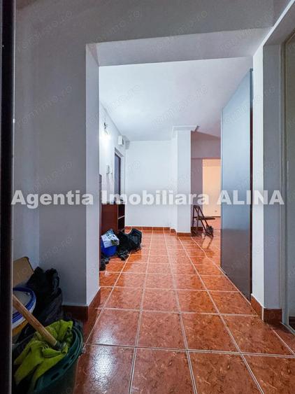 Ap. 2 camere in Deva, Bld. Decebal, 55 mp, decomandat, etaj 9. - 15