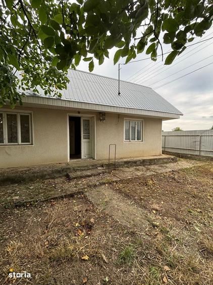 De vanzare casa parinteasca in apropiere de Roman, 23.000 euro - 13